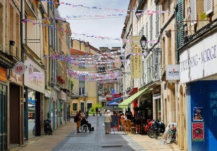 Verdun. Une ville héroïque, renaissant de ses cendres